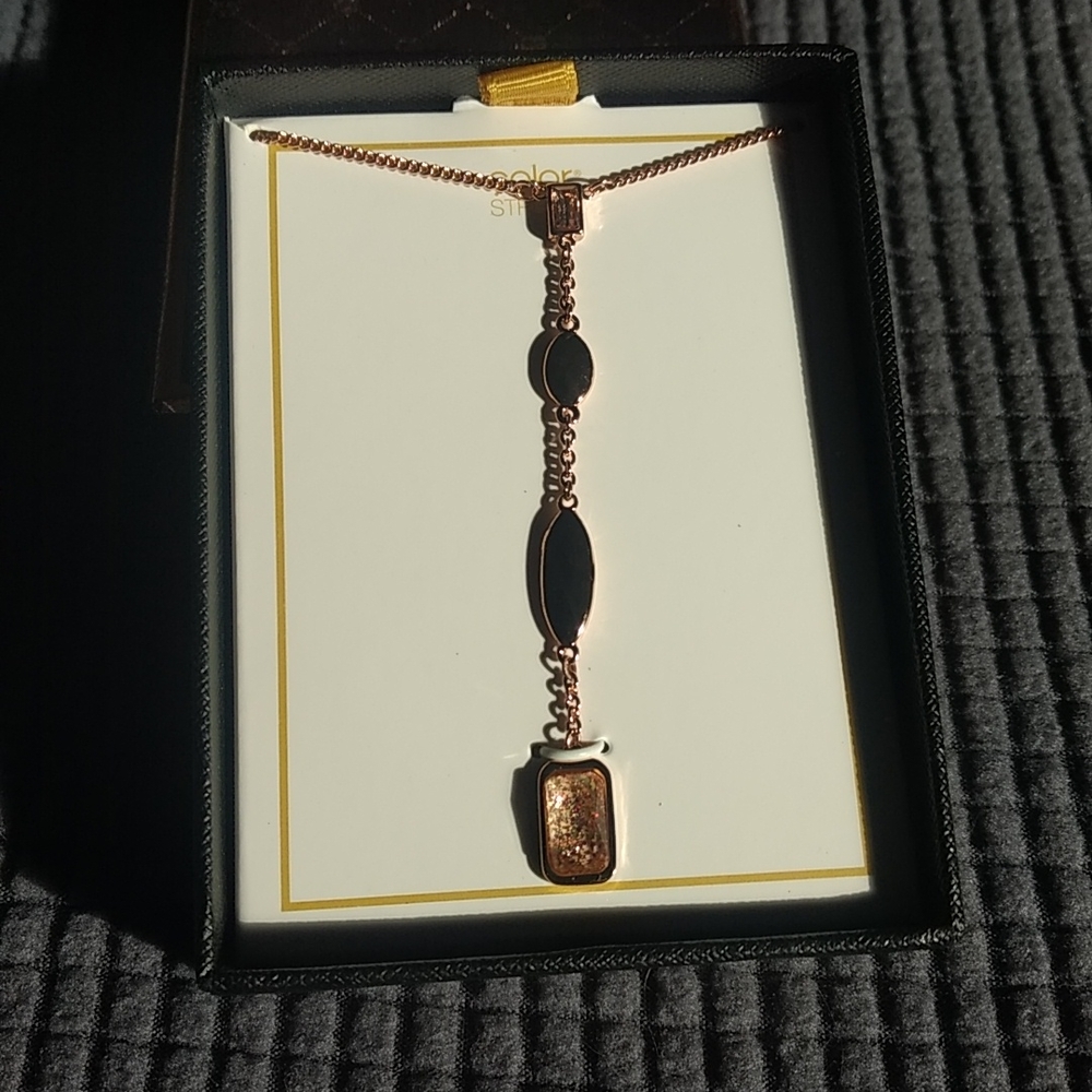 Color Street Tokyo lights necklace
